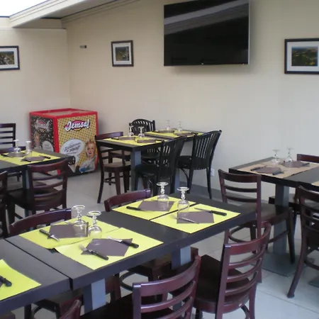 Cafe De La Gare Hotel 3*