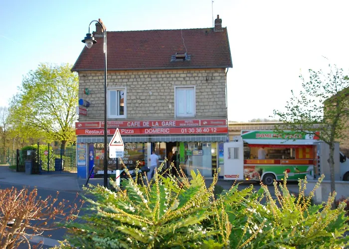 Cafe De La Gare 3*