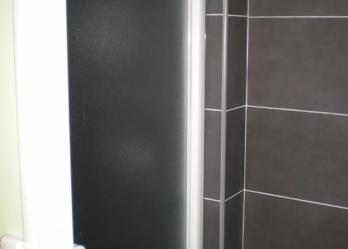 Cafe De La Gare Mery-sur-Oise