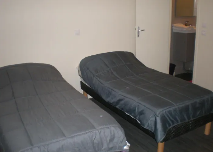 Cafe De La Gare Hotel Mery-sur-Oise