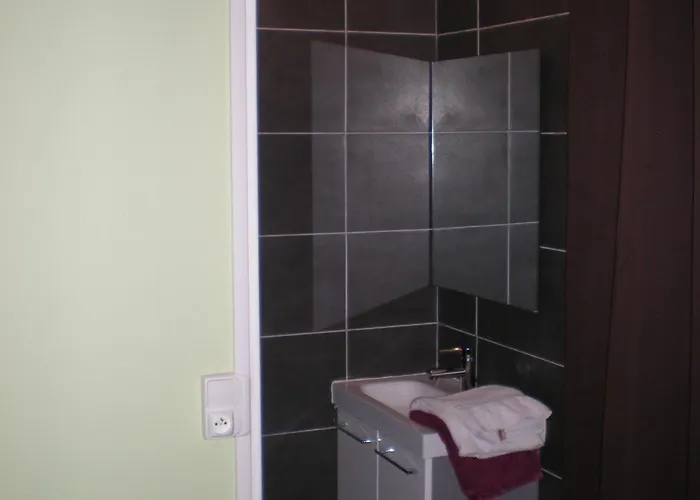 Cafe De La Gare 3* Mery-sur-Oise