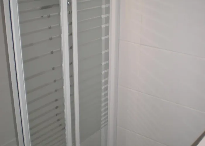 Cafe De La Gare Mery-sur-Oise